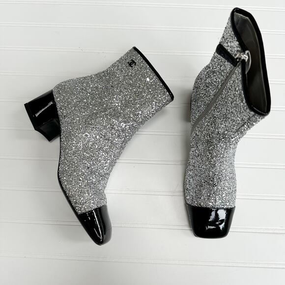 Chanel CC Sliver Glitter Ankle Boot Cap Toe Black Patent Bootie Milky Way Runway - Picture 15 of 16